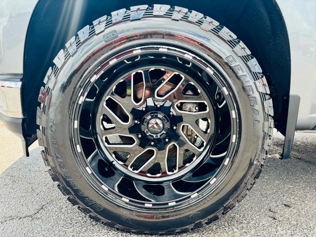 Chevrolet Silverado 1500 4WD Crew Cab 147" LT 2020