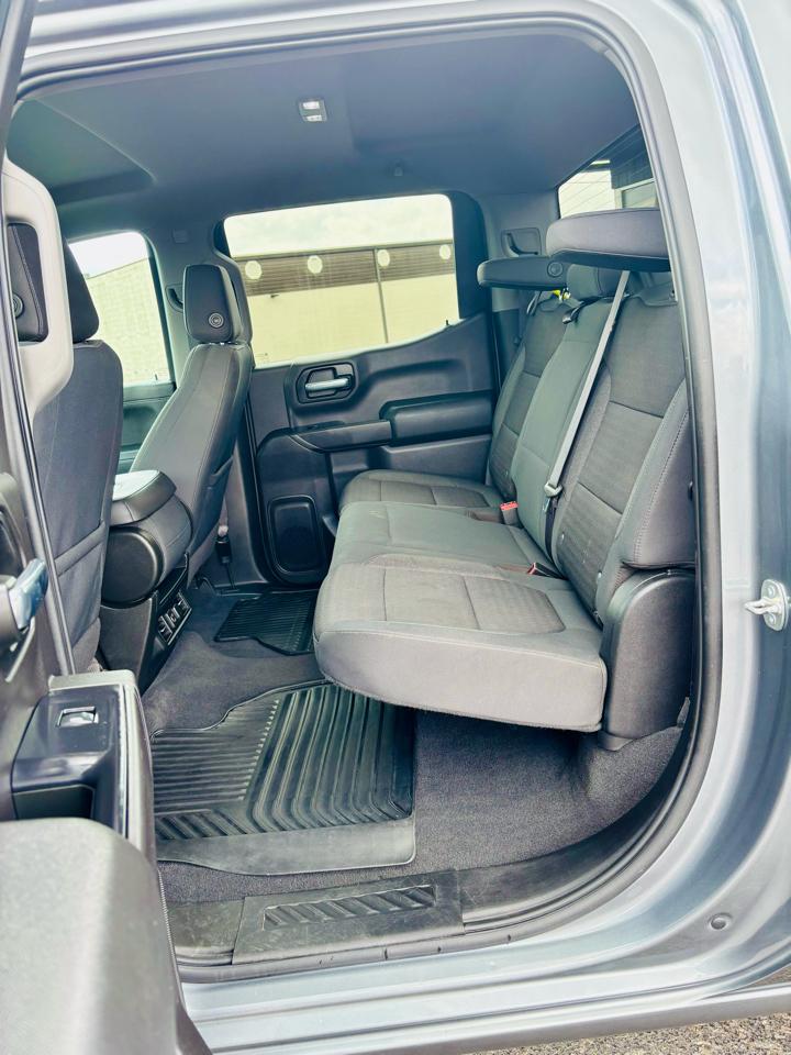 Chevrolet Silverado 1500 4WD Crew Cab 147" LT 2020