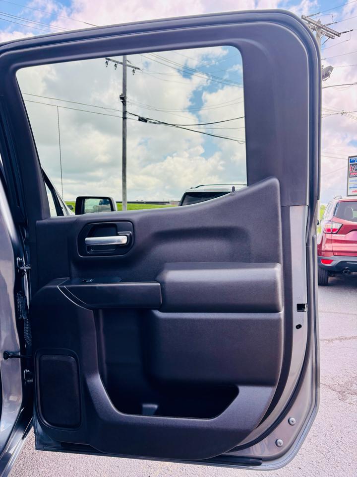 Chevrolet Silverado 1500 4WD Crew Cab 147" LT 2020