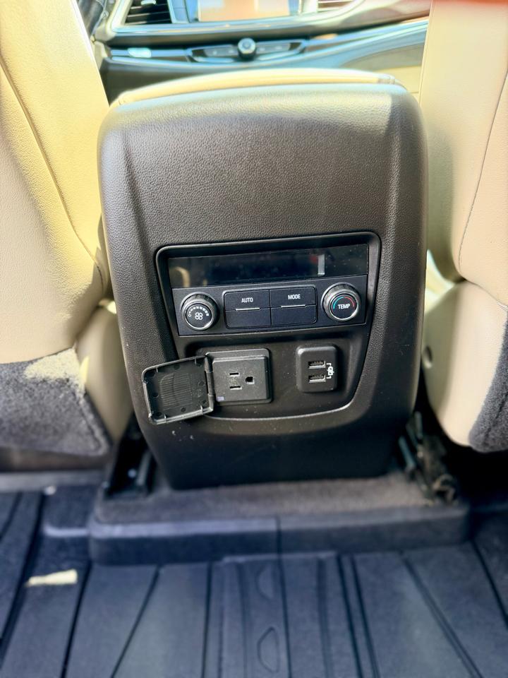 Buick Enclave FWD 4dr Essence 2018