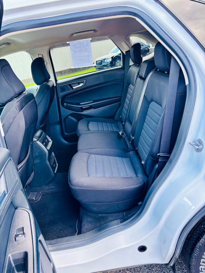 Ford Edge SE AWD 2022