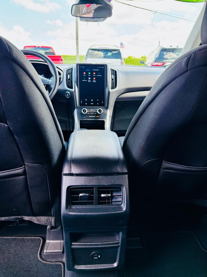 Ford Edge SE AWD 2022