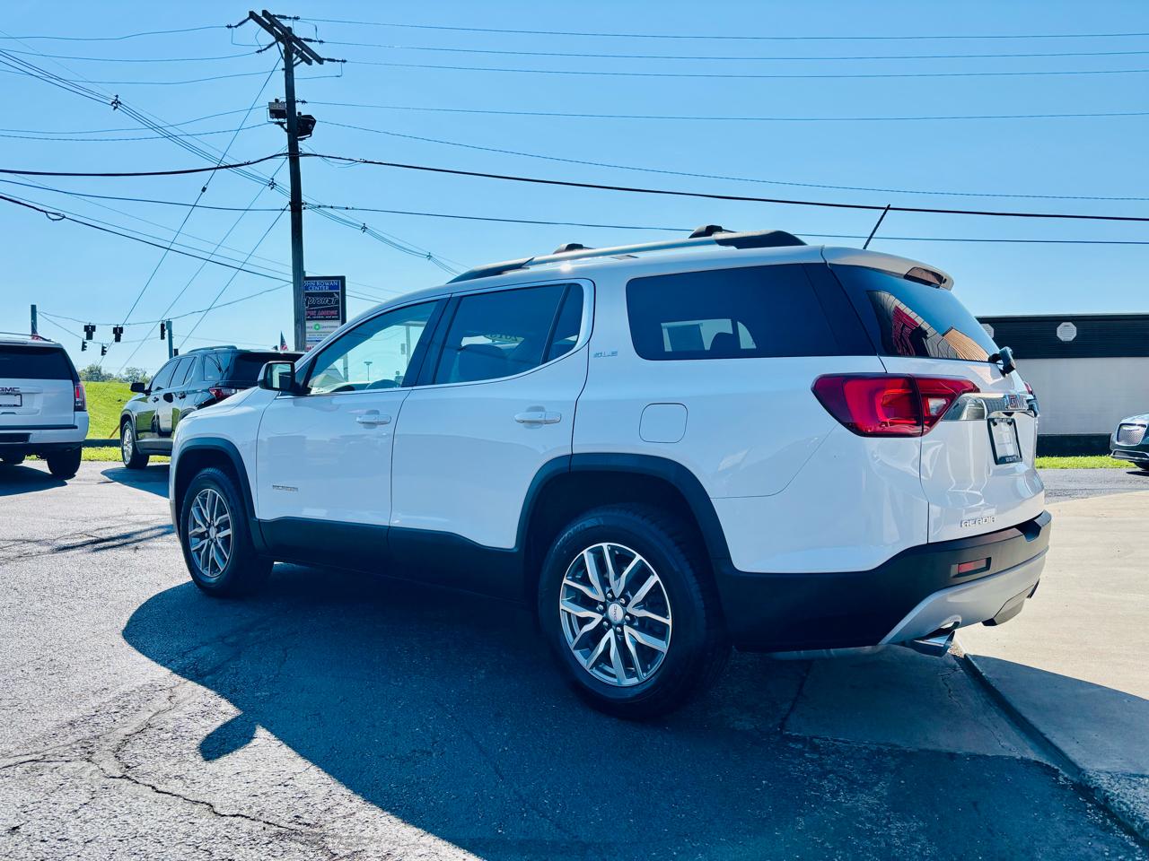 GMC Acadia FWD 4dr SLE w/SLE-2 2018
