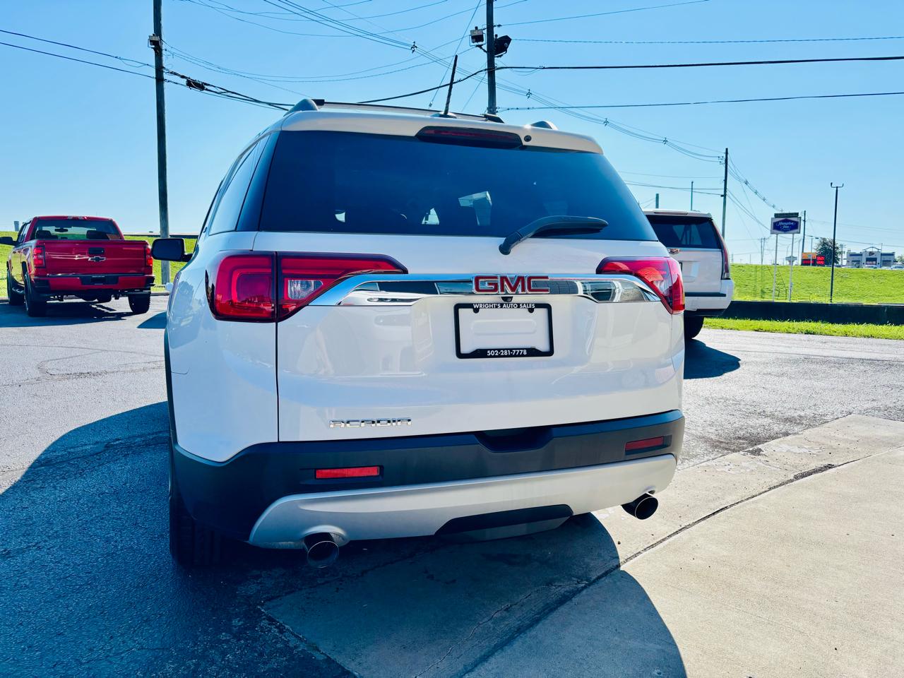 GMC Acadia FWD 4dr SLE w/SLE-2 2018