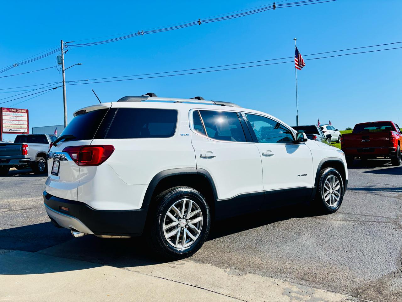 GMC Acadia FWD 4dr SLE w/SLE-2 2018
