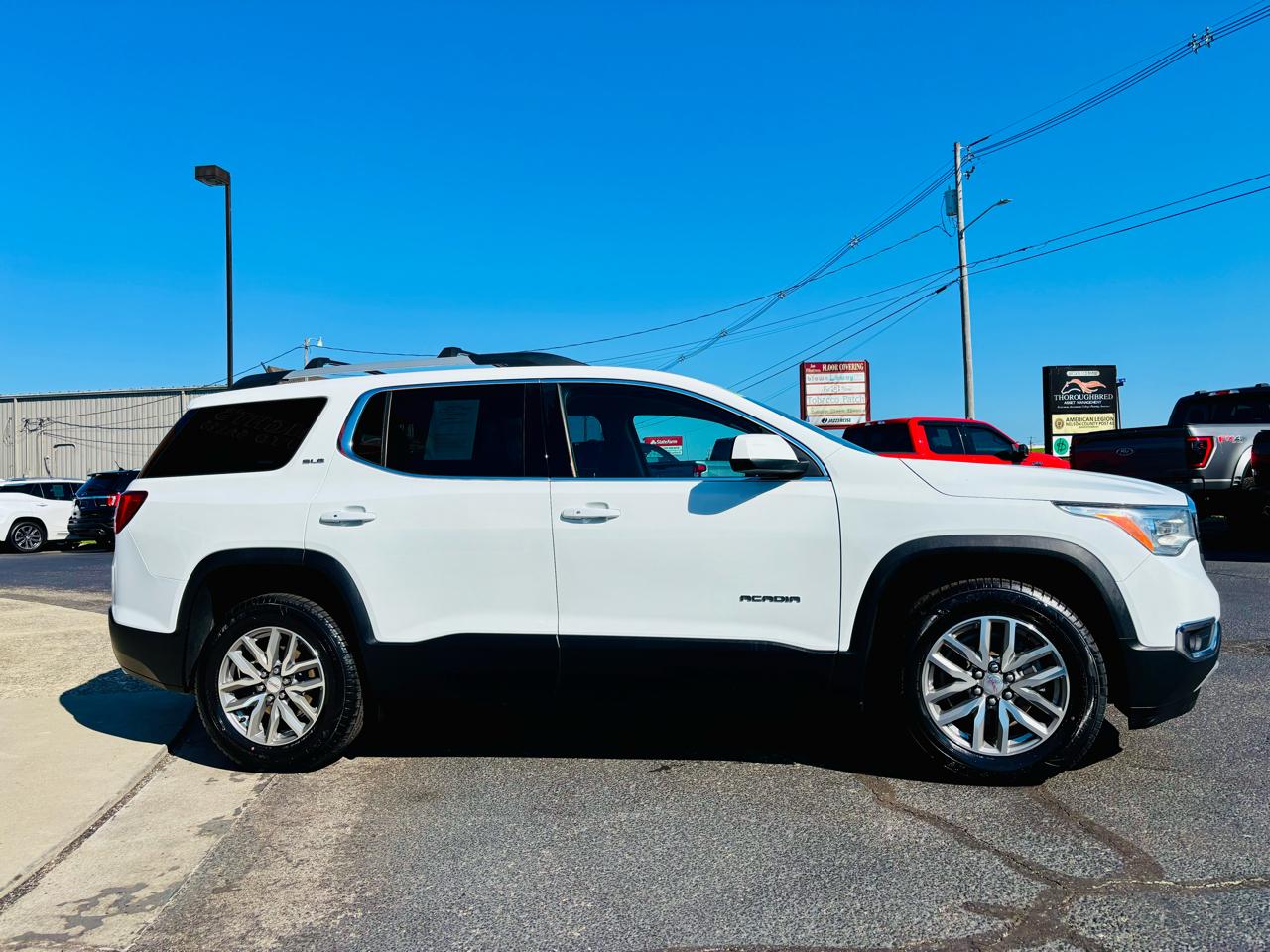 GMC Acadia FWD 4dr SLE w/SLE-2 2018