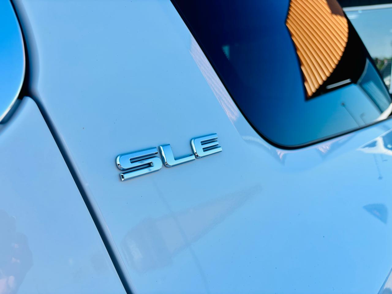 GMC Acadia FWD 4dr SLE w/SLE-2 2018