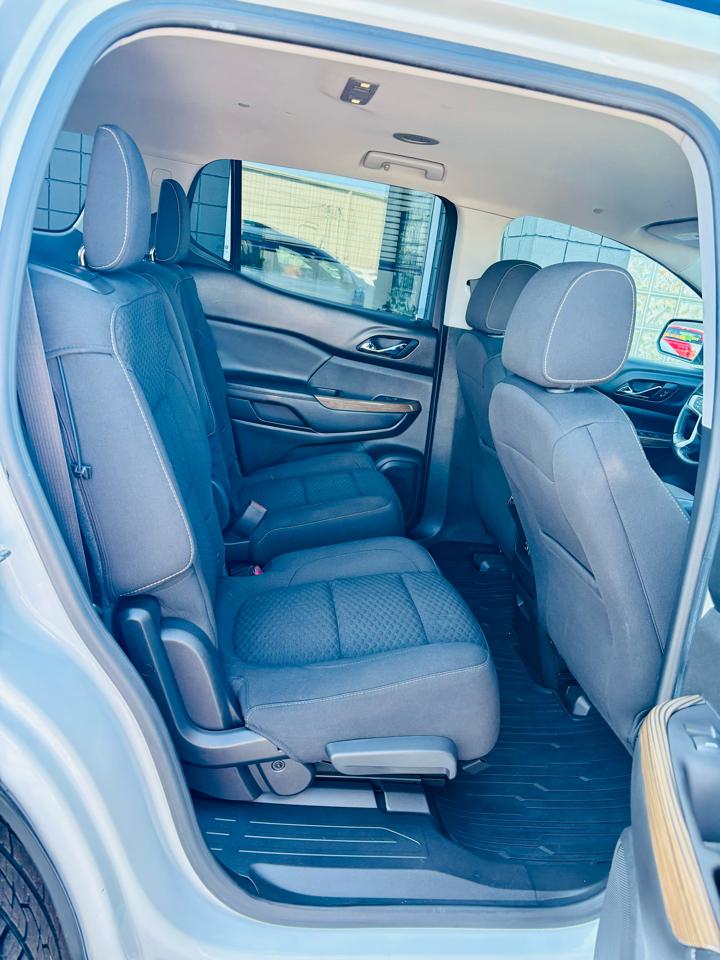 GMC Acadia FWD 4dr SLE w/SLE-2 2018