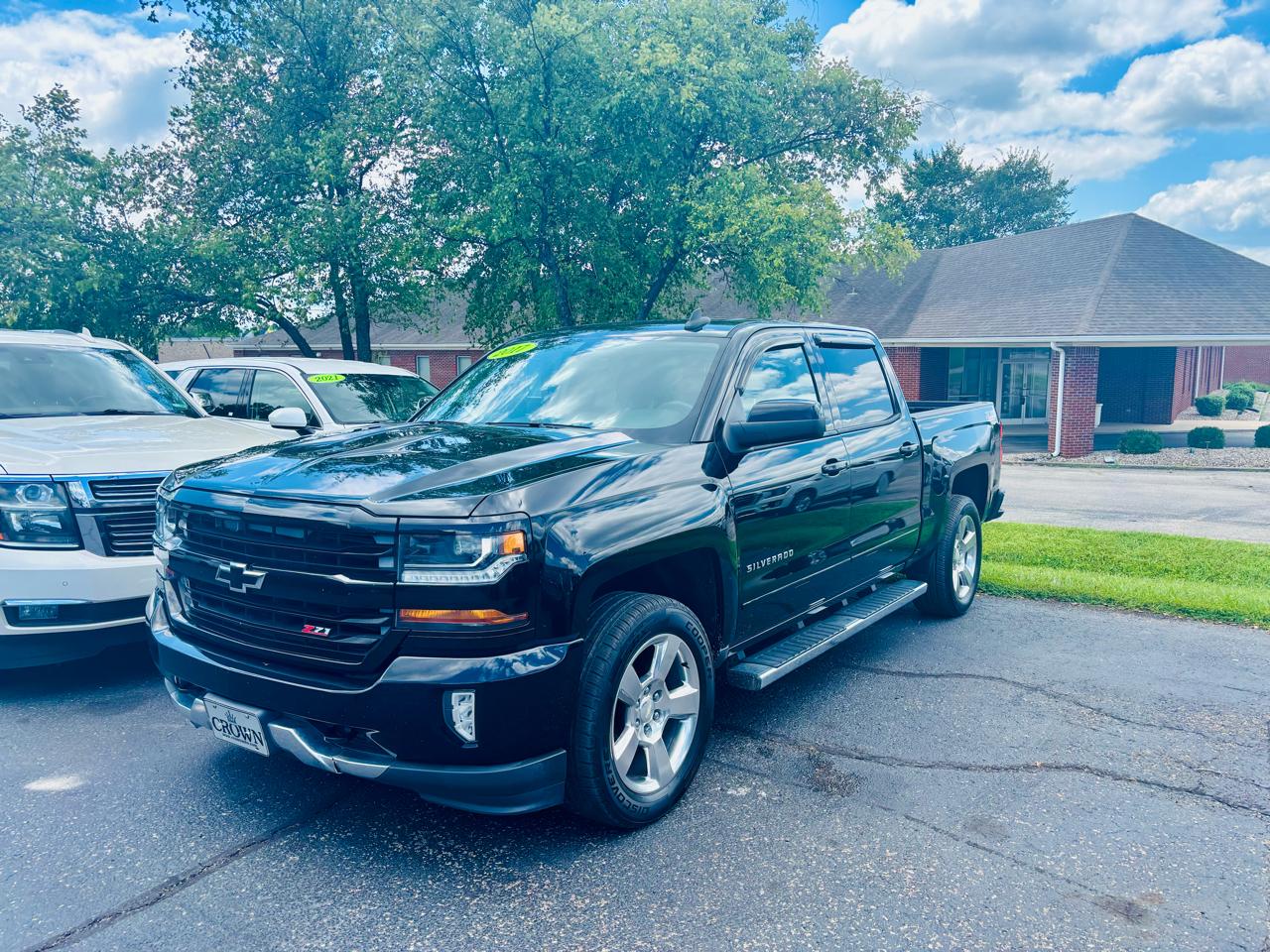 Chevrolet Silverado 1500 4WD Crew Cab 143.5" LT w/2LT 2017