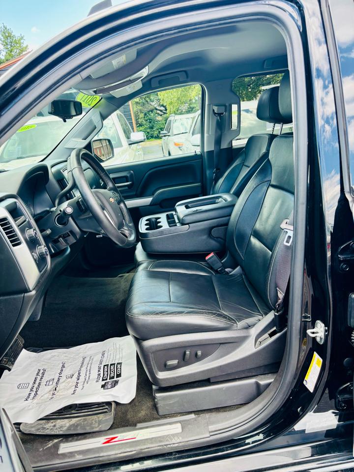 Chevrolet Silverado 1500 4WD Crew Cab 143.5" LT w/2LT 2017