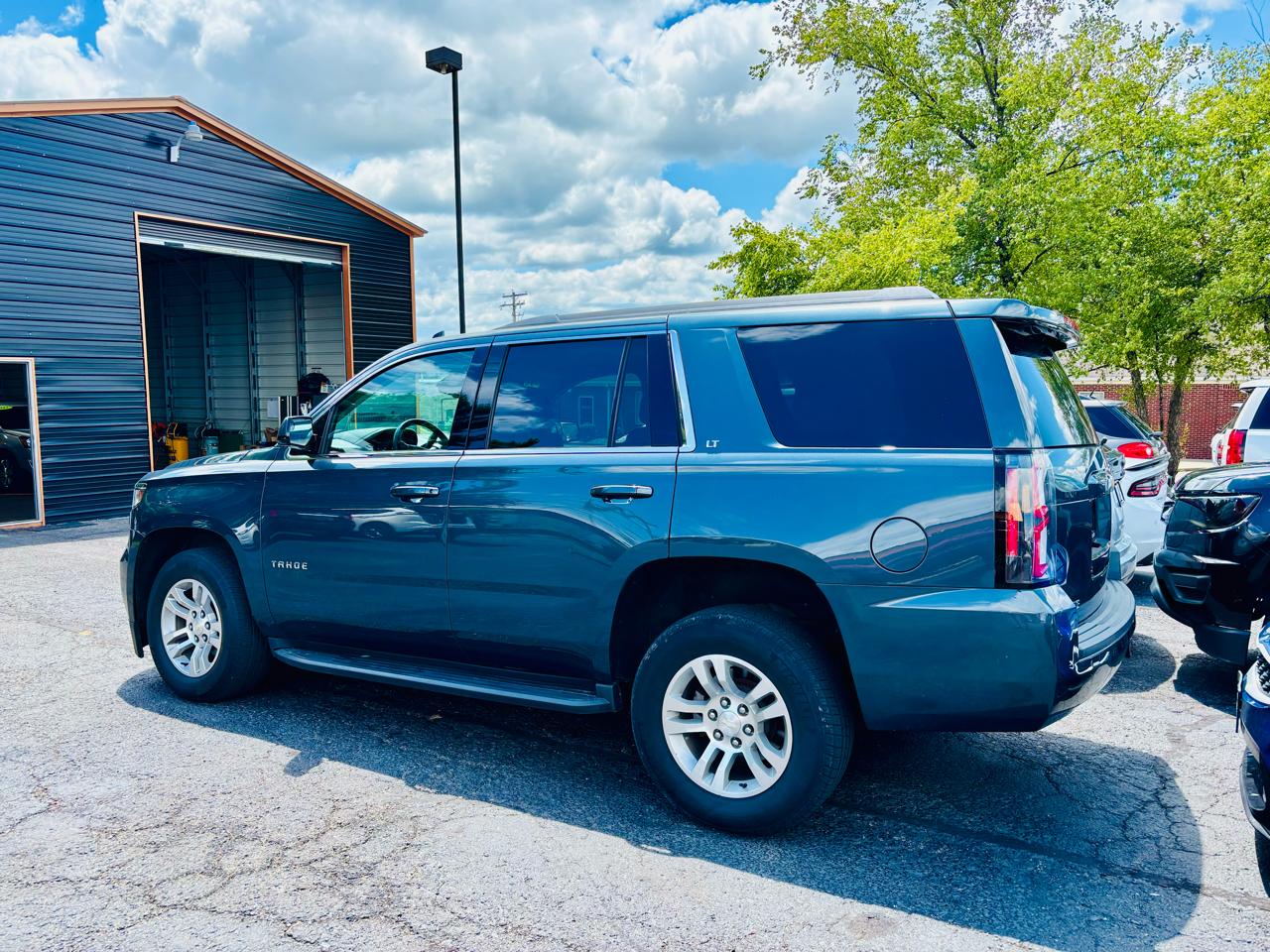 Chevrolet Tahoe 4WD 4dr LT 2020