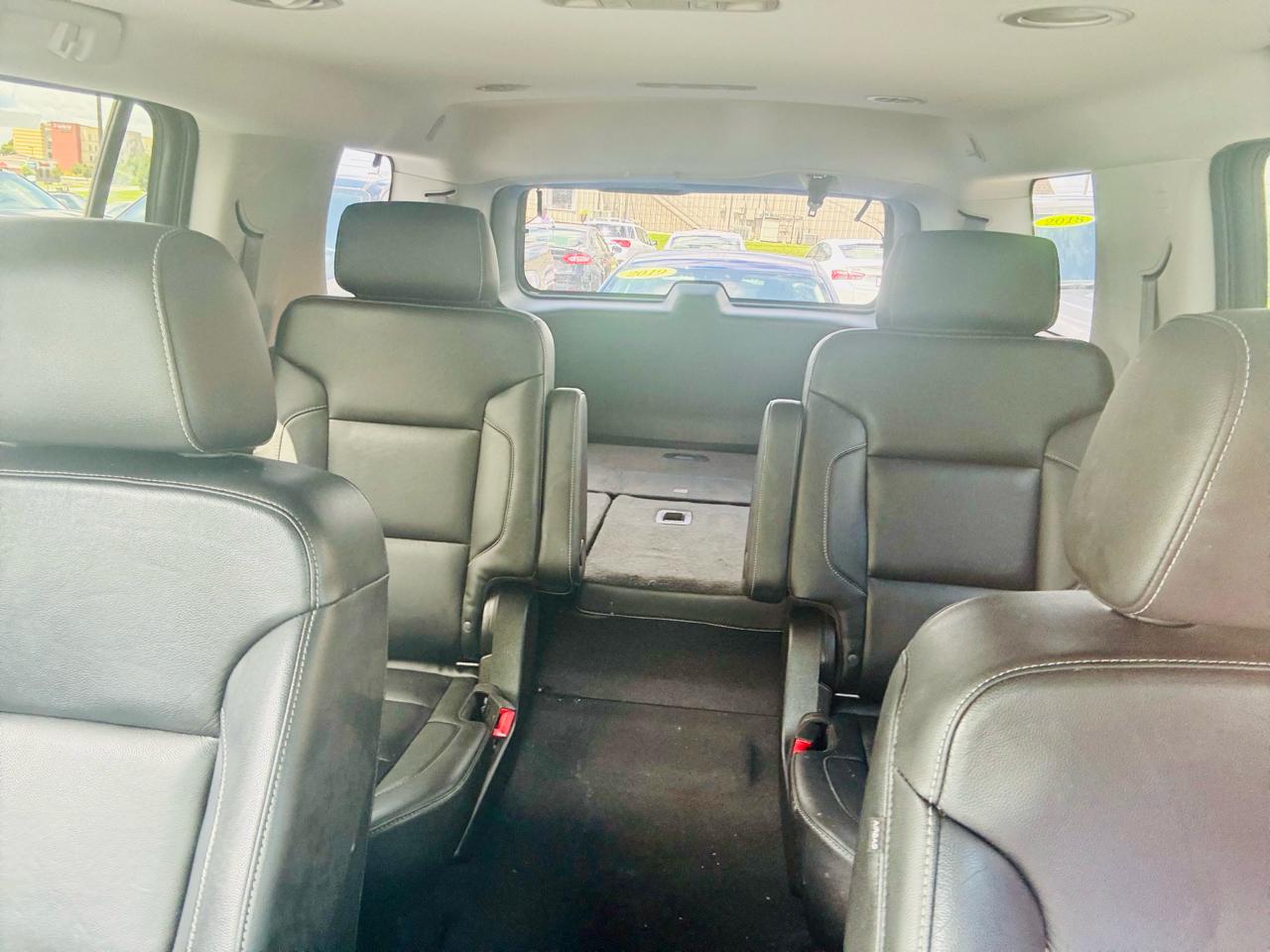 Chevrolet Tahoe 4WD 4dr LT 2020