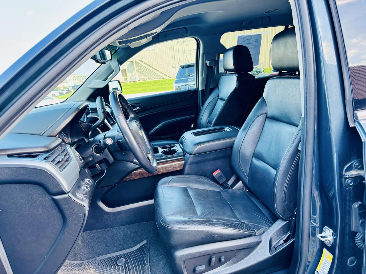 Chevrolet Tahoe 4WD 4dr LT 2020