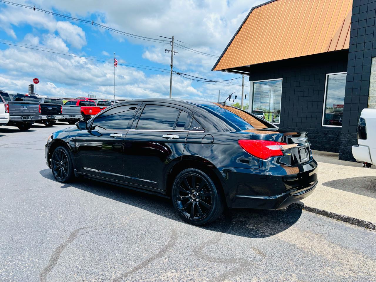 Chrysler 200 4dr Sdn Limited 2012