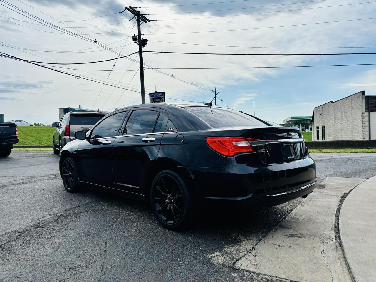 Chrysler 200 4dr Sdn Limited 2012