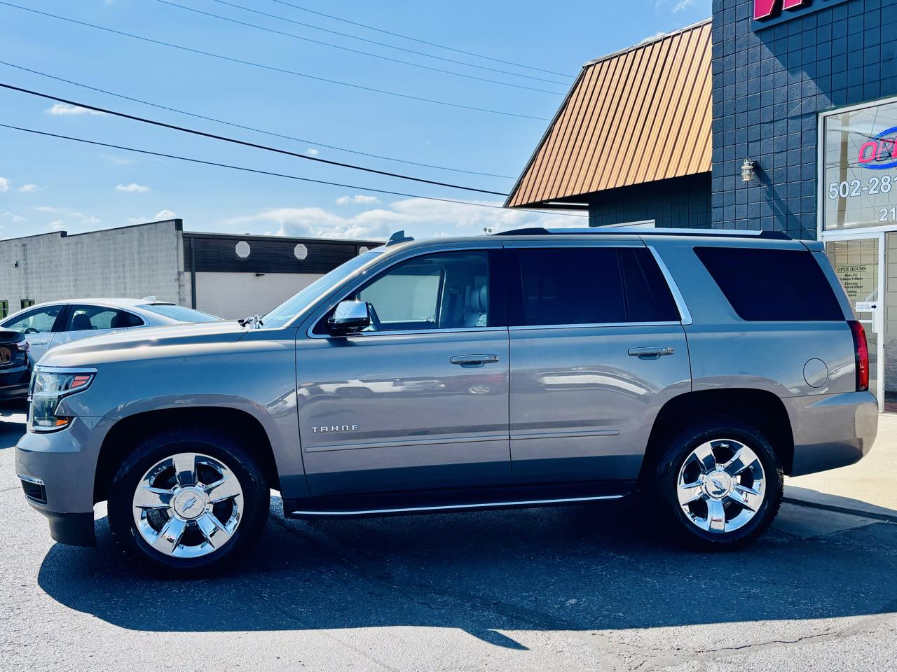 Chevrolet Tahoe 4WD 4dr Premier 2018