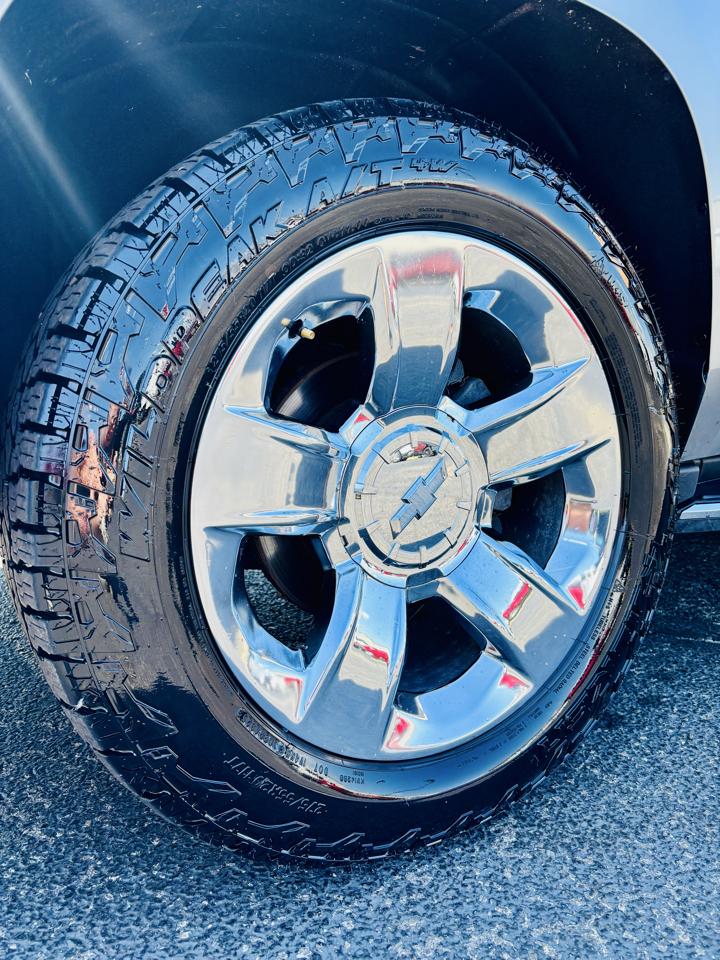 Chevrolet Tahoe 4WD 4dr Premier 2018