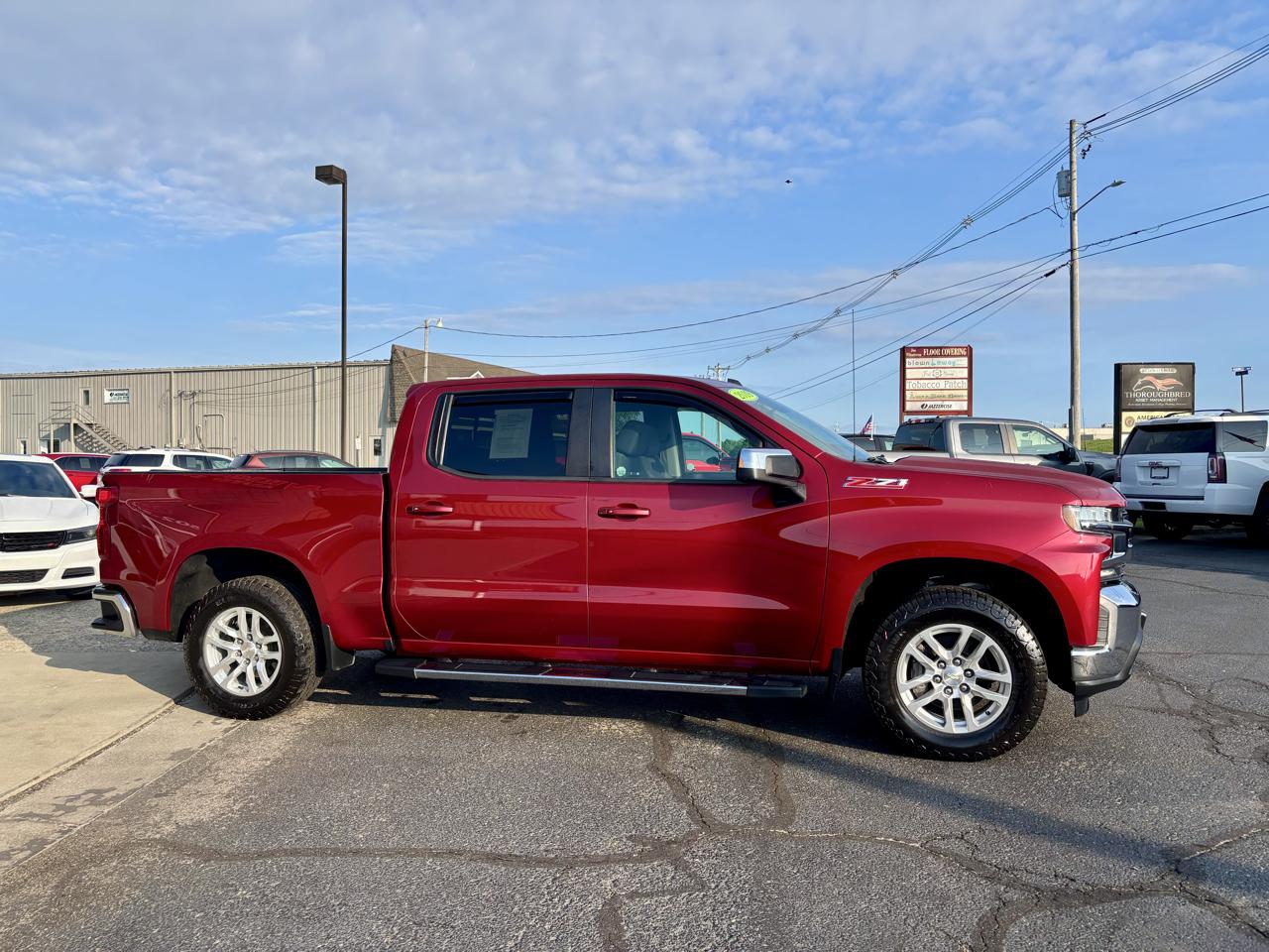 Chevrolet Silverado 1500 4WD Crew Cab 147" LT 2019