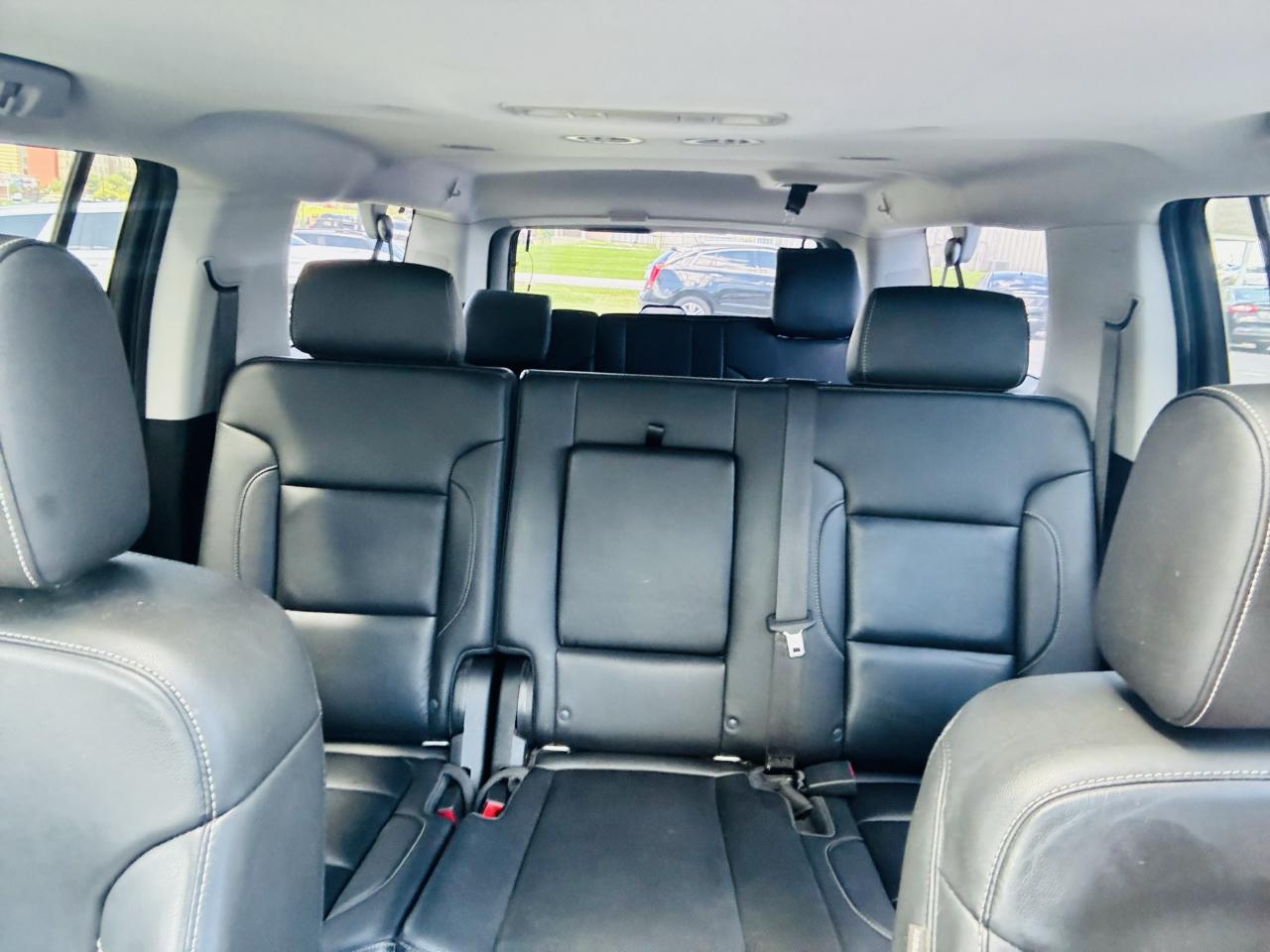 Chevrolet Suburban 4WD 4dr 1500 LT 2018