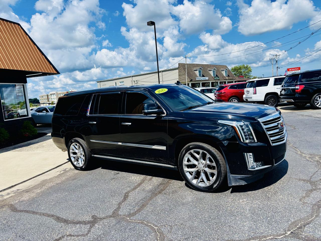 Cadillac Escalade ESV 4WD 4dr Platinum 2017