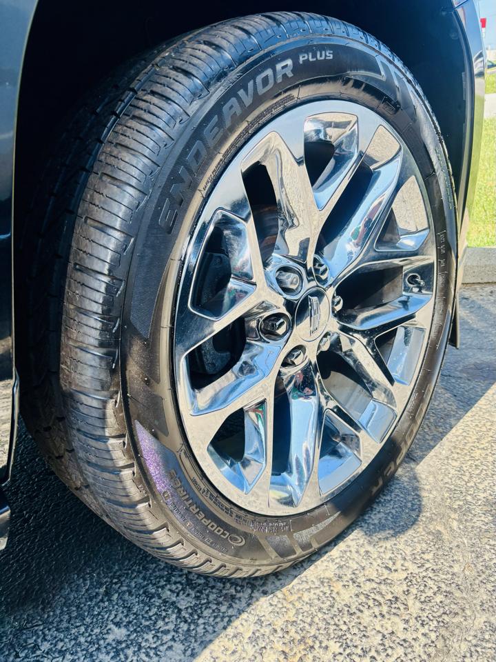 Cadillac Escalade ESV 4WD 4dr Platinum 2017
