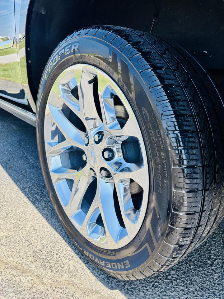 Cadillac Escalade ESV 4WD 4dr Platinum 2017