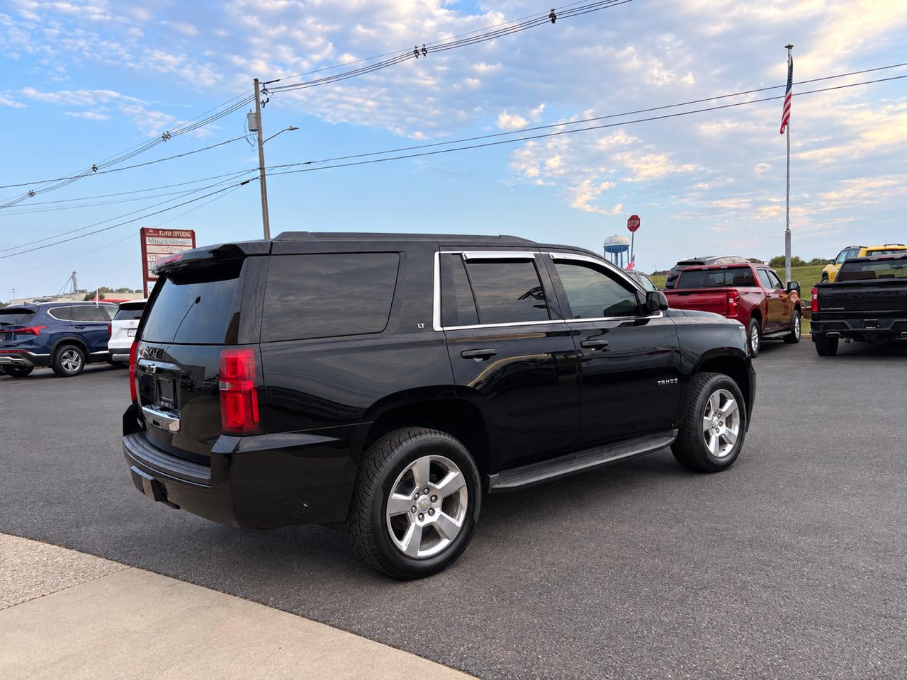 Chevrolet Tahoe 4WD 4dr LT 2015