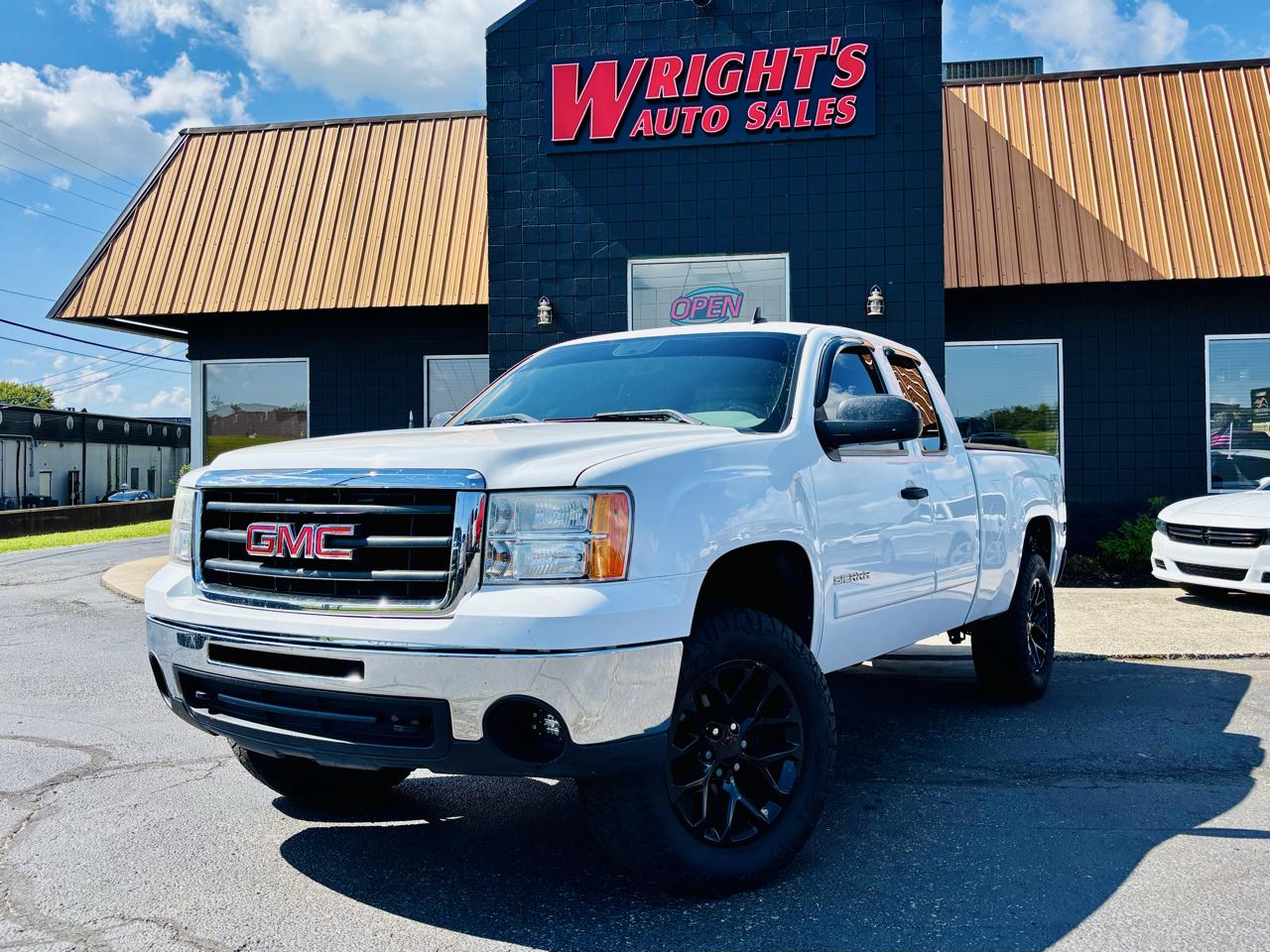 GMC Sierra 1500 Ext. Cab Short Bed 4WD 2011