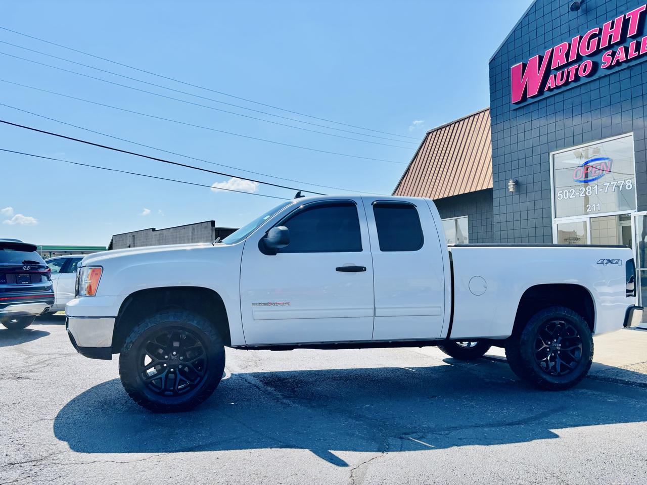 GMC Sierra 1500 Ext. Cab Short Bed 4WD 2011