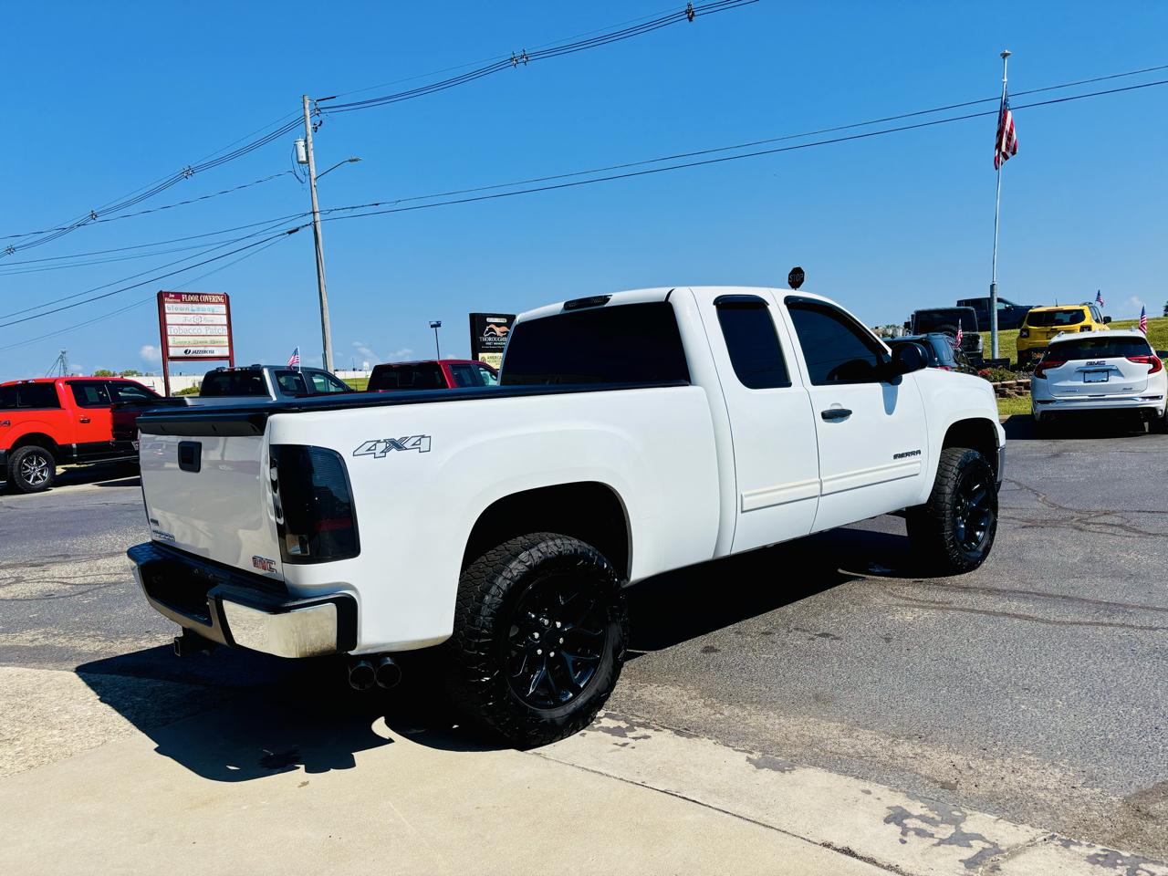 GMC Sierra 1500 Ext. Cab Short Bed 4WD 2011