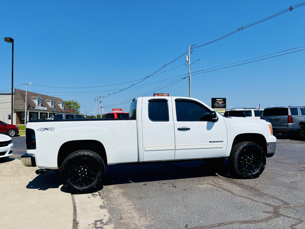 GMC Sierra 1500 Ext. Cab Short Bed 4WD 2011
