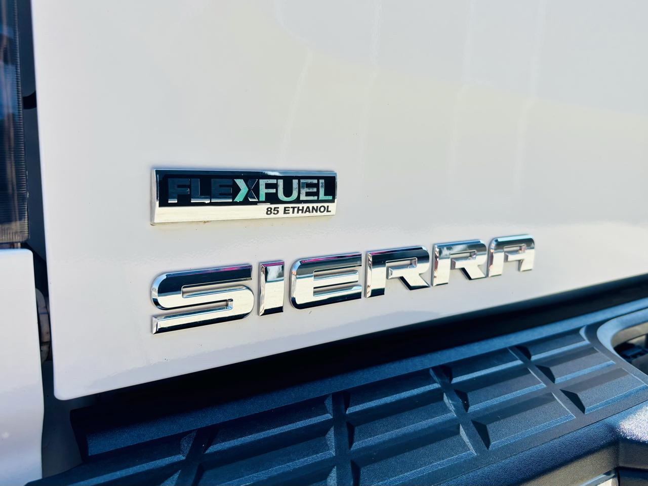 GMC Sierra 1500 Ext. Cab Short Bed 4WD 2011