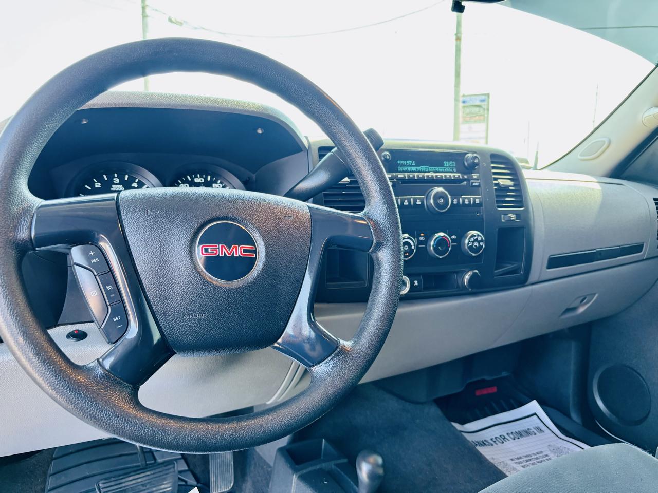 GMC Sierra 1500 Ext. Cab Short Bed 4WD 2011