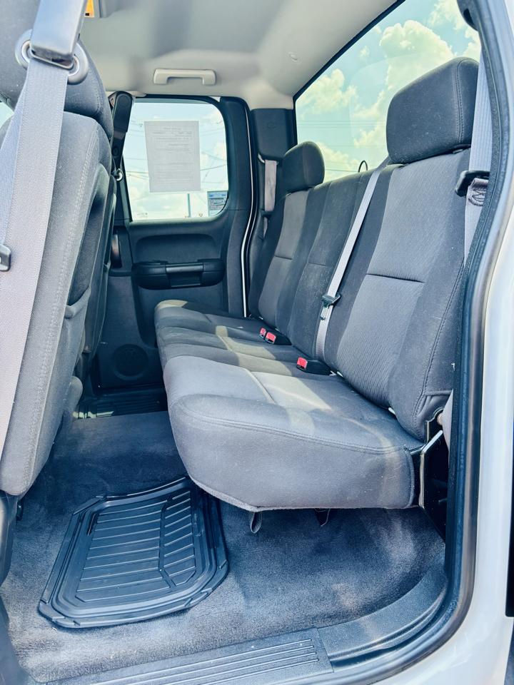 GMC Sierra 1500 Ext. Cab Short Bed 4WD 2011