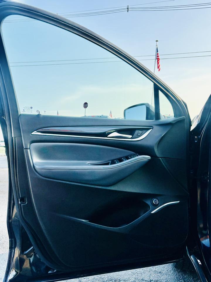 Buick Enclave AWD 4dr Essence 2020