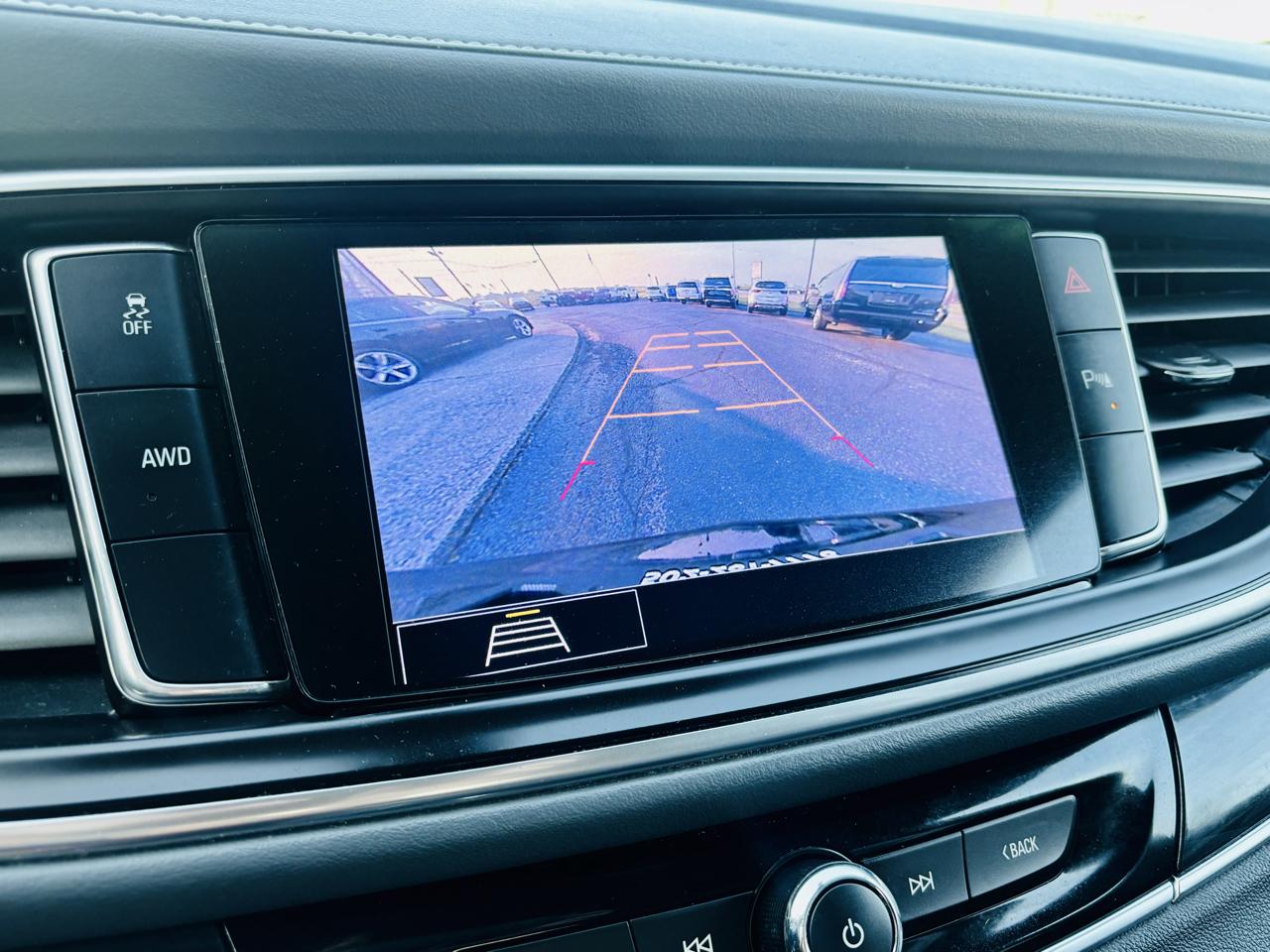 Buick Enclave AWD 4dr Essence 2020