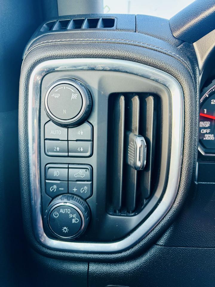 Chevrolet Silverado 1500 4WD Crew Cab 147" RST 2019