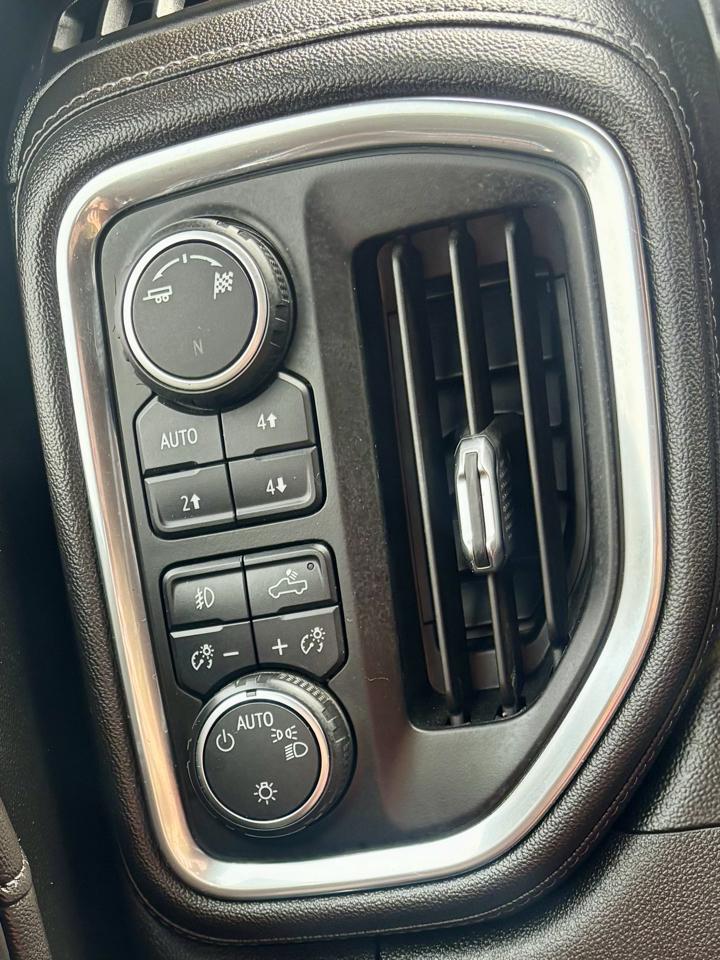 Chevrolet Silverado 1500 4WD Crew Cab 147" RST 2019