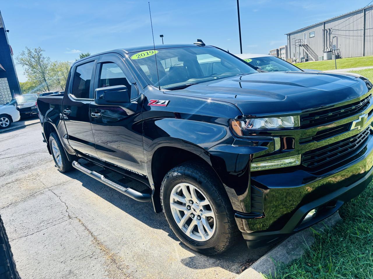 Chevrolet Silverado 1500 4WD Crew Cab 147" RST 2019