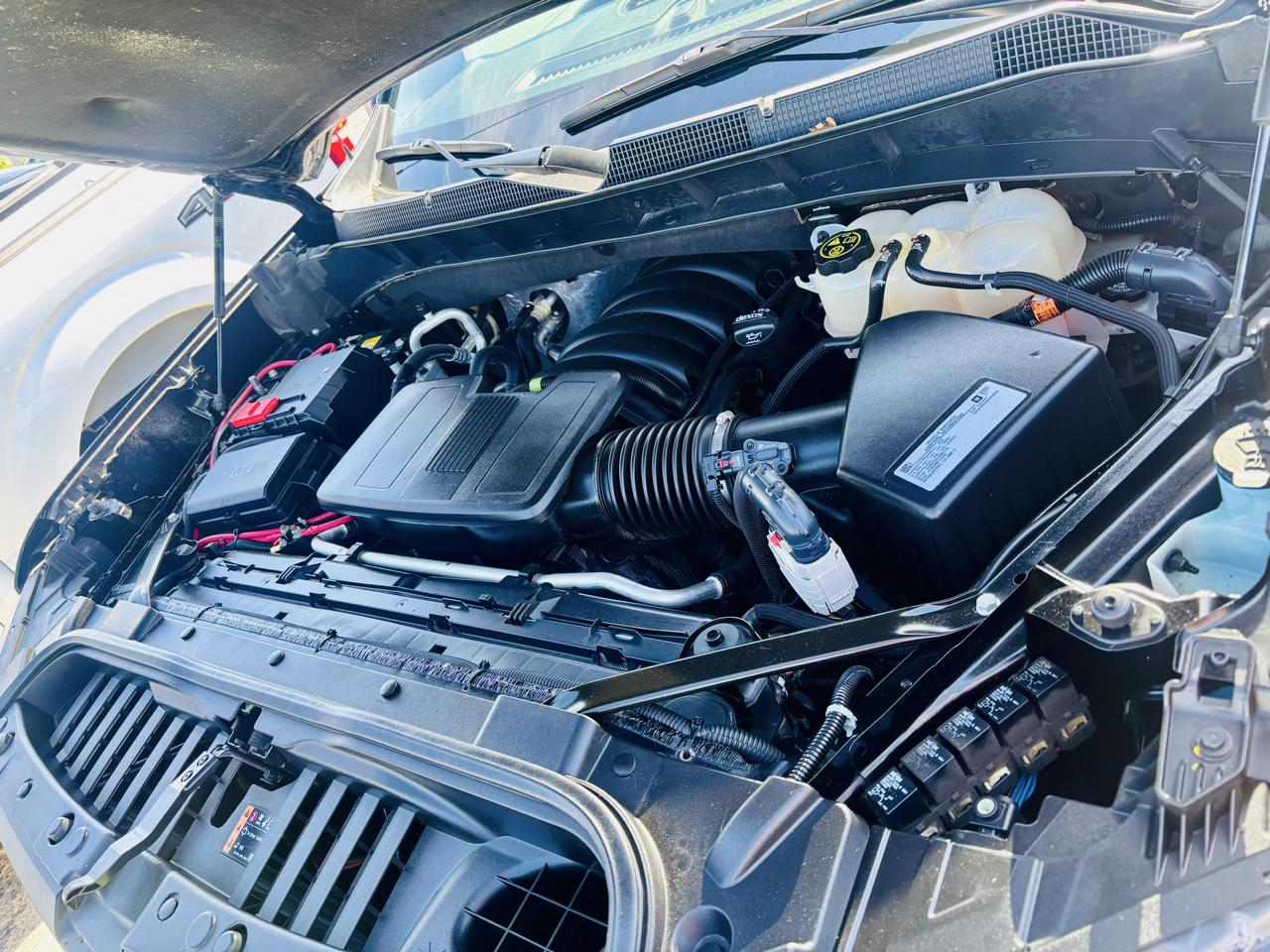 Chevrolet Silverado 1500 4WD Crew Cab 147" RST 2019