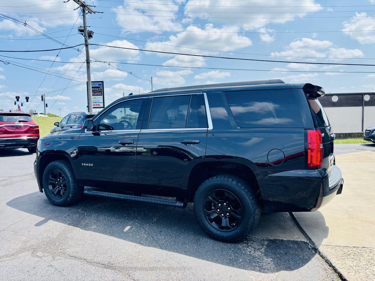 Chevrolet Tahoe 4WD 4dr LS 2020