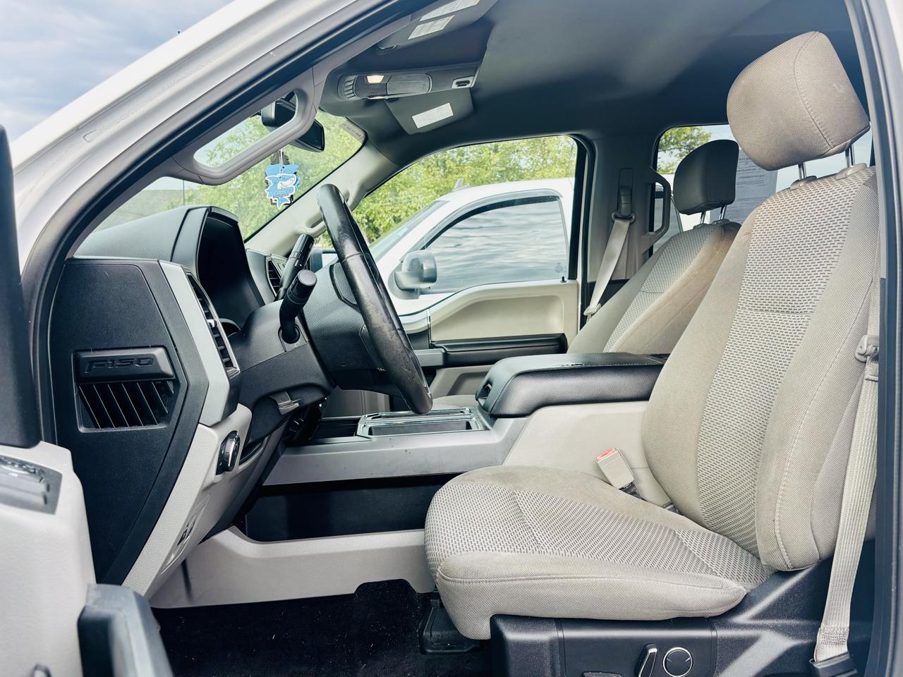 Ford F-150 4WD SuperCab 145" XLT 2018
