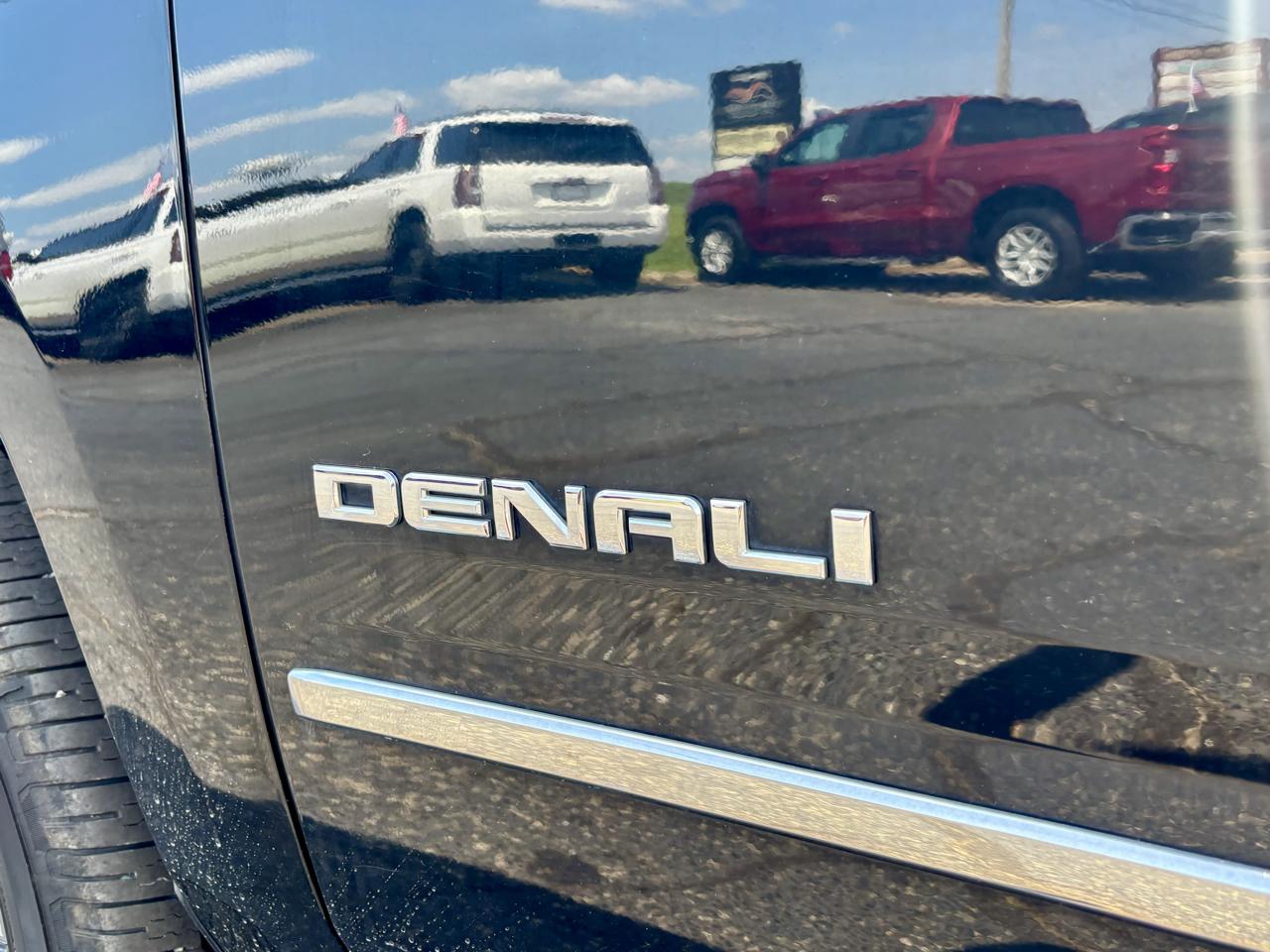 GMC Yukon 4WD 4dr Denali 2019