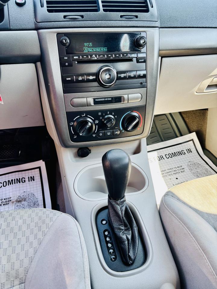 Chevrolet Cobalt 4dr Sdn LT w/1LT 2009