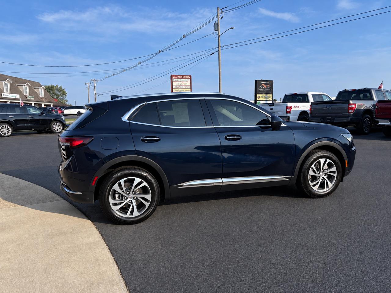 Buick Envision FWD 4dr Essence 2021