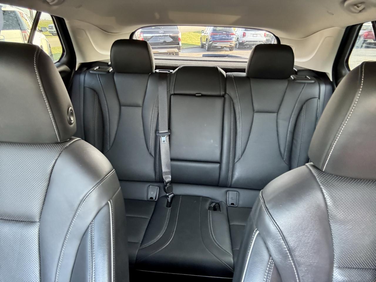 Buick Envision FWD 4dr Essence 2021
