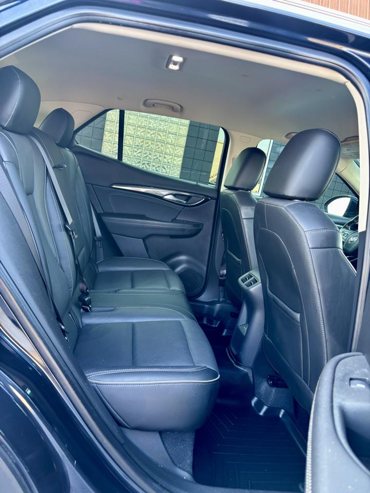 Buick Envision FWD 4dr Essence 2021