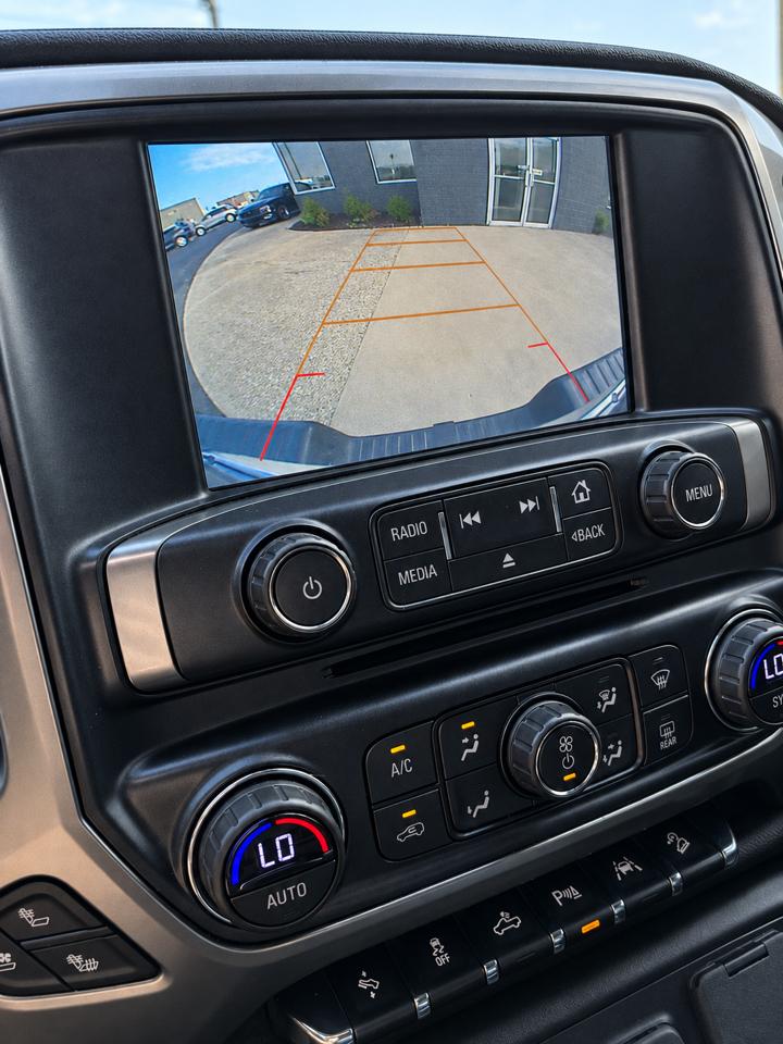 Chevrolet Silverado 1500 4WD Crew Cab 143.5" LTZ w/2LZ 2018