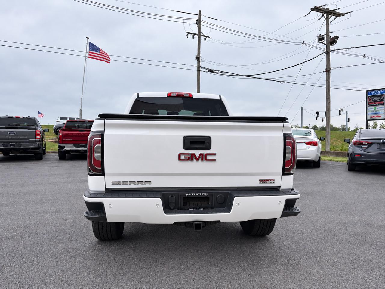 GMC Sierra 1500 4WD Crew Cab 143.5" SLT 2018
