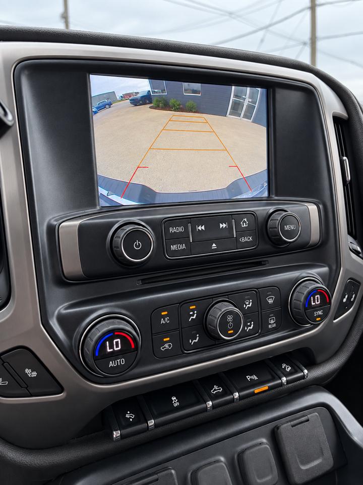 GMC Sierra 1500 4WD Crew Cab 143.5" SLT 2018